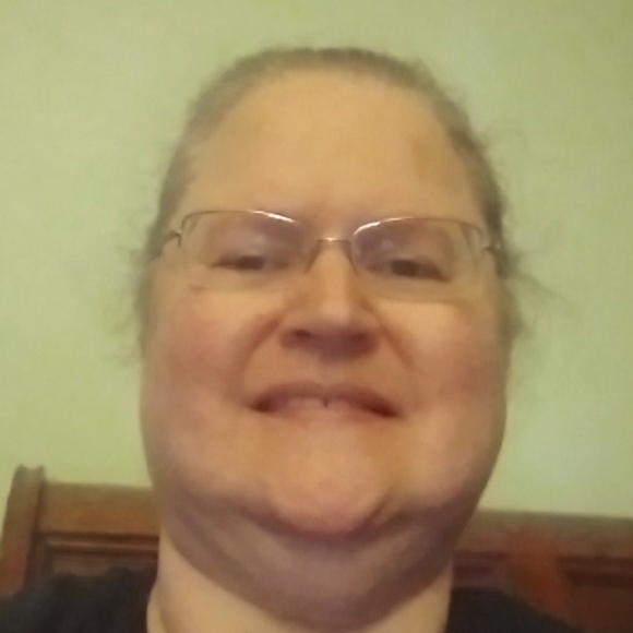 Meet your Posher, Sharon - Picture 1 of 1